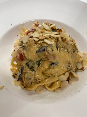 Tagliatelle al Pesto di Pomodori al forno & Ricotta - SPECIAL TAKE AWAY PRICE!